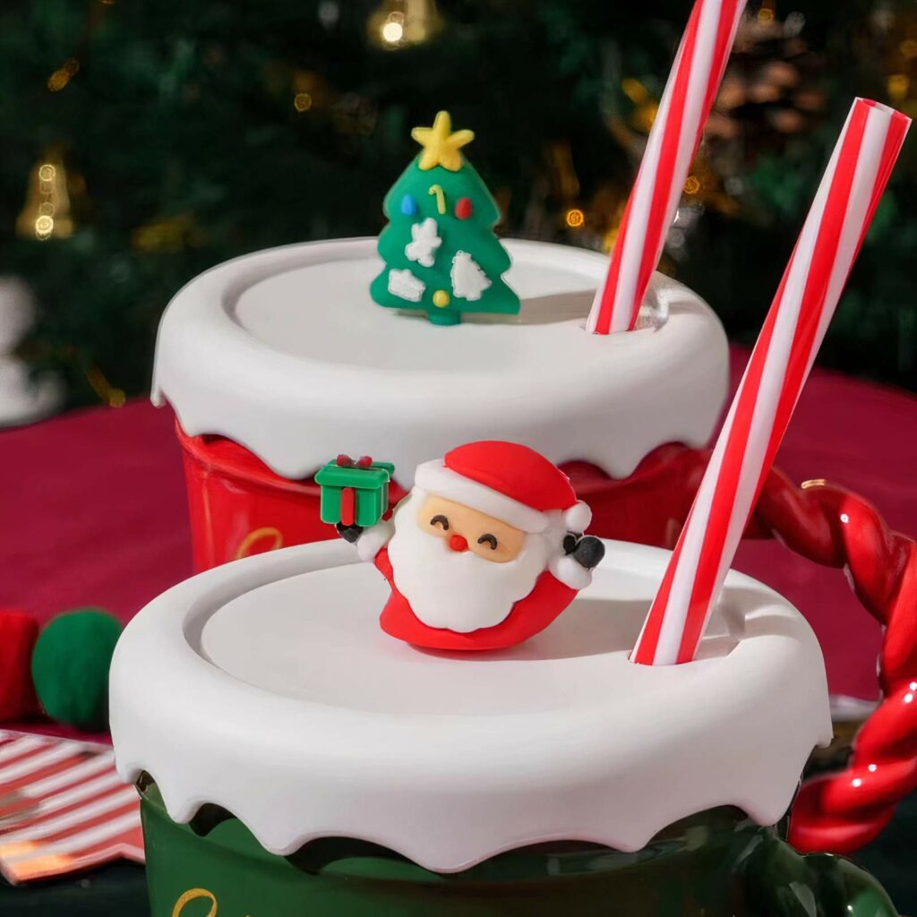 Santa Claus Christmas Mug with lid straw